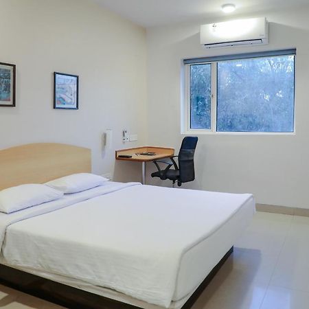 Готель Tirupur Екстер'єр фото